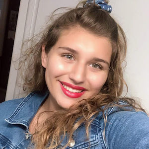 Meet your Posher, Elizabeth